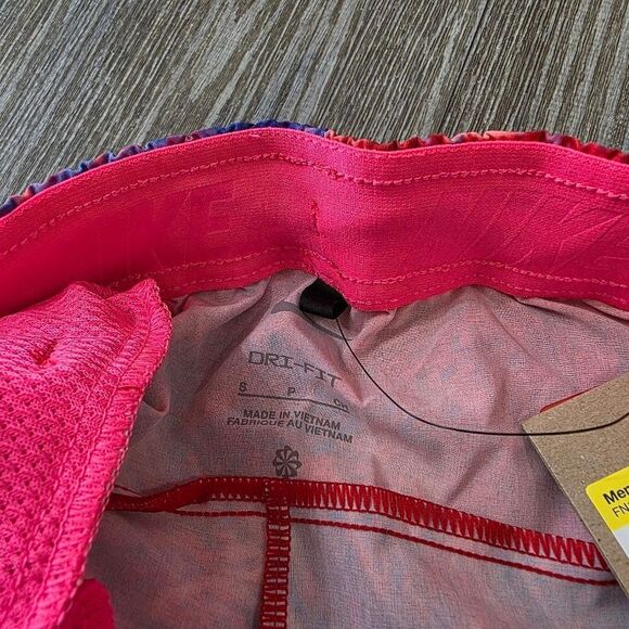 Nike Unlimited Team USA Gym Training Shorts S Ombre Red White Eagle FN1047-645 - Picture 8 of 9